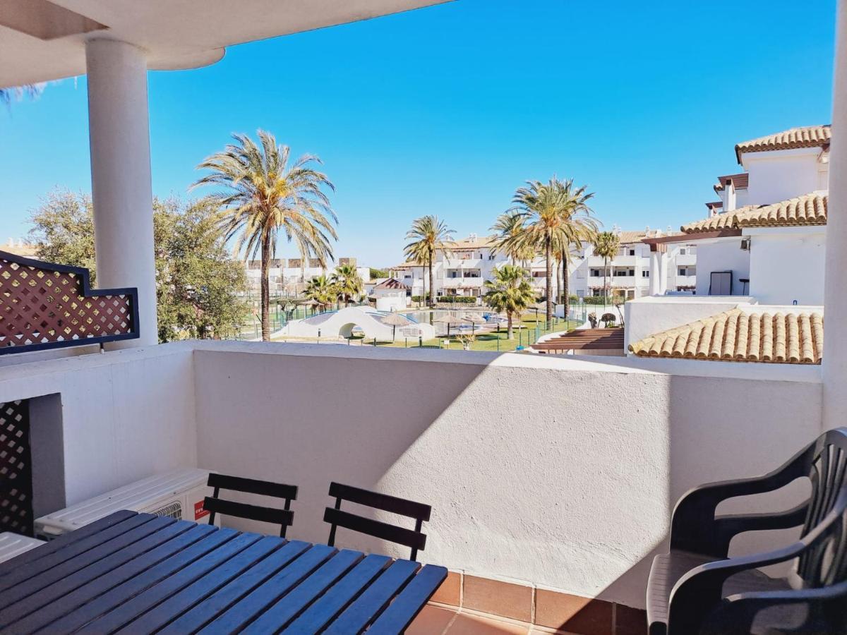 Apartamentos Turisticos Taymar Chiclana de la Frontera Luaran gambar