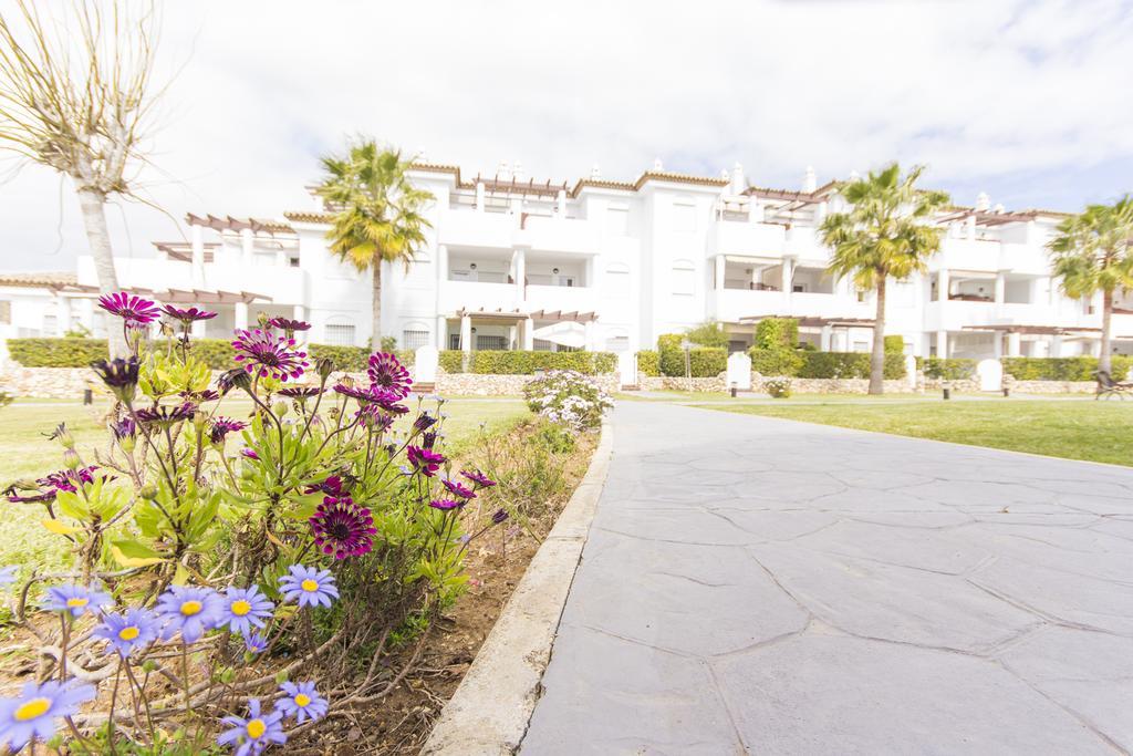 Apartamentos Turisticos Taymar Chiclana de la Frontera Luaran gambar